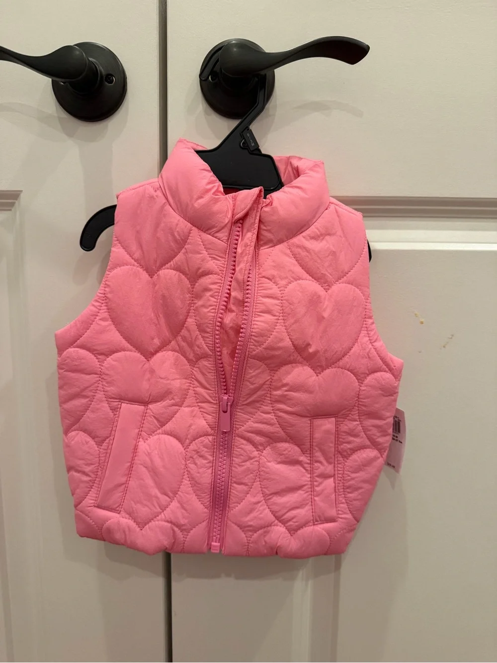 Girls' Old Navy Pink Quilted Heart Puffer Vest - NWT never worn